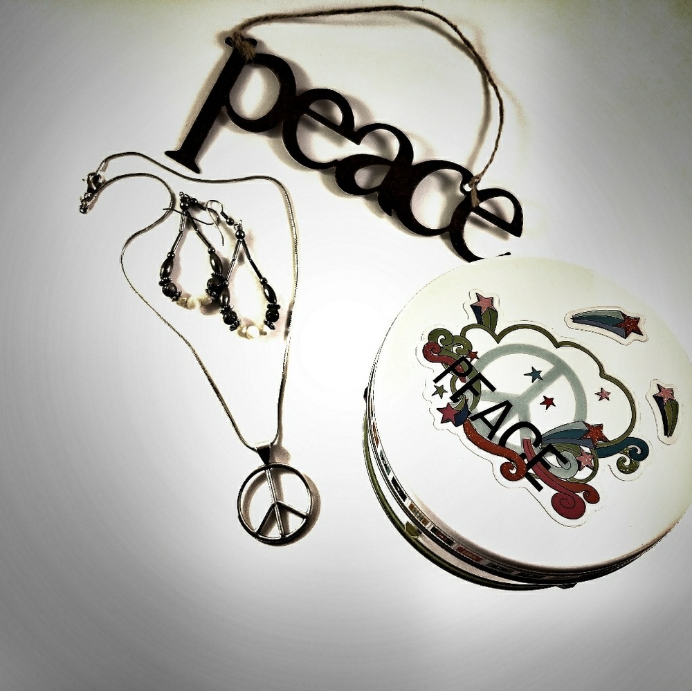 Sterling ☮️ pendant bundle!